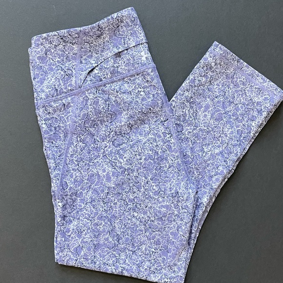 Under Armour Pants - Under Armour High Rise Legging